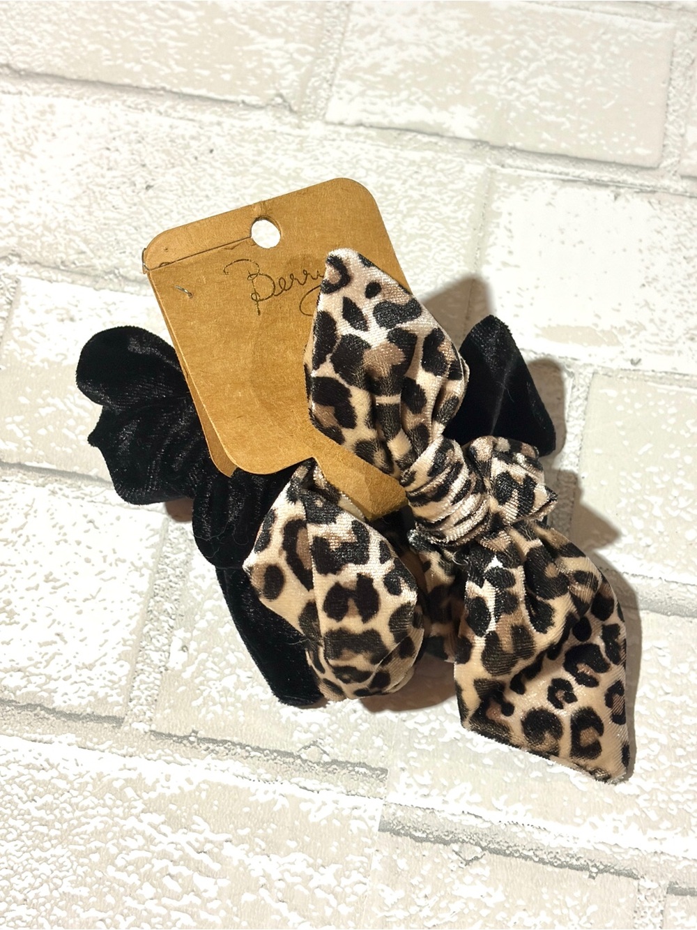 Berry Brand Black and Leopard Bow Scrunchie 2-Piece Set NEW